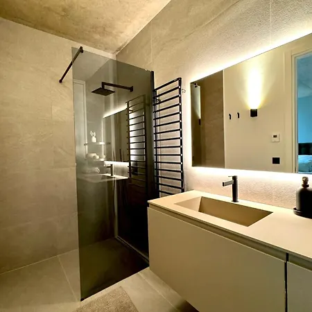 Core City-serenity Creek Luxemburgo